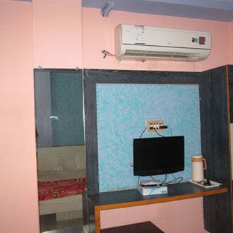 Hotel Mayur Palace, Ahmedabad 4